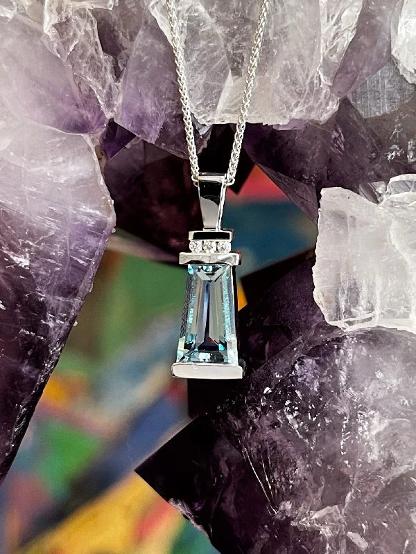 Aquamarine Pendant