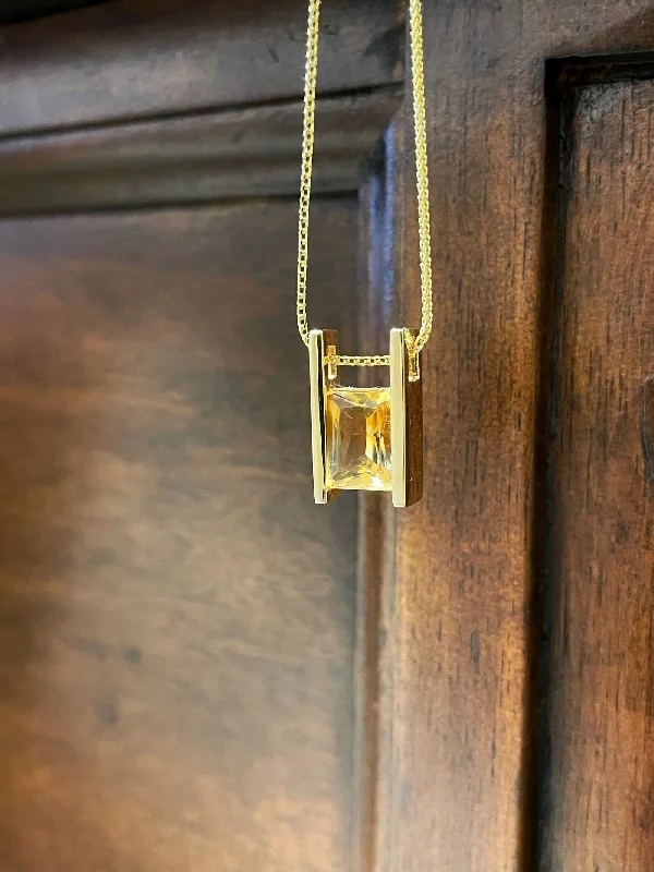 Citrinada Pendant