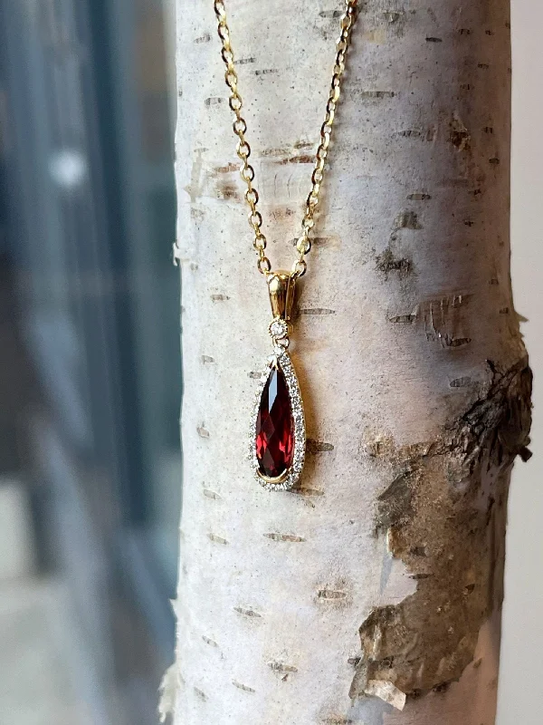 Stanton Color Garnet Pendant