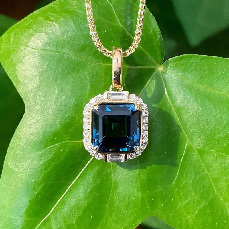 Stanton Color London Blue Topaz Pendant