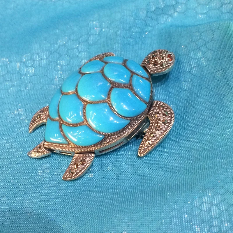 Bright Turquoise Tortoise Brooch