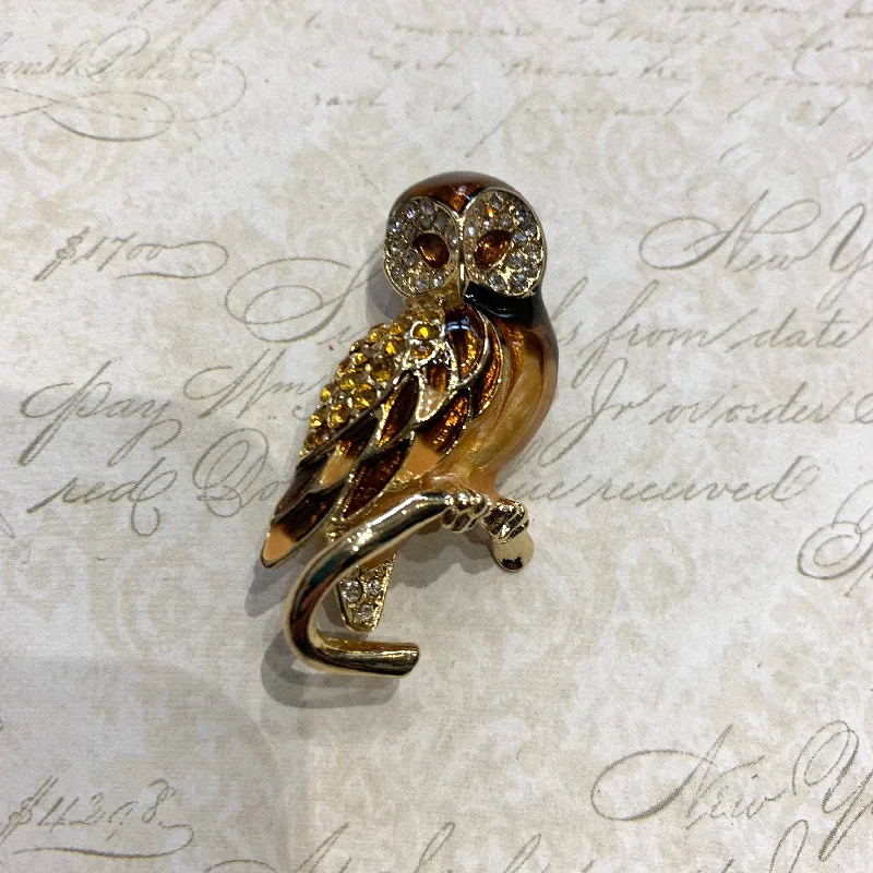 Brown enamel owl brooch