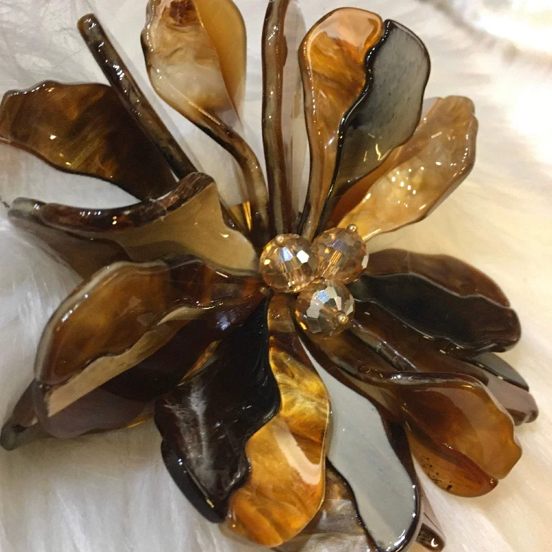 Brown Marblised Acrylic Brooch