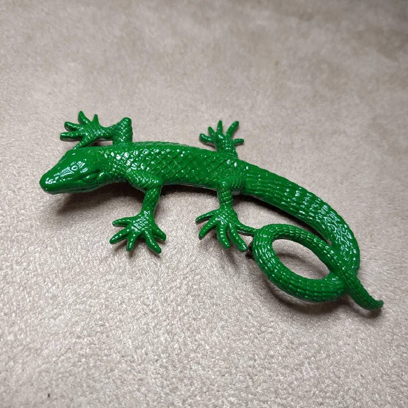 Green Gecko Lizard brooch by JJ pewter