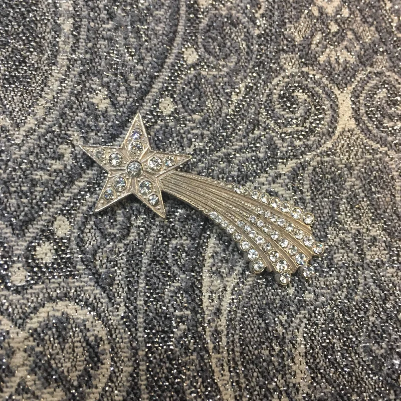 Shooting Star silver brooch